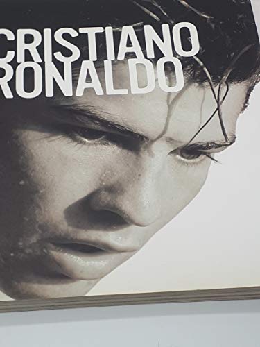 Moments by Ronaldo, Cristiano (2007) Paperback