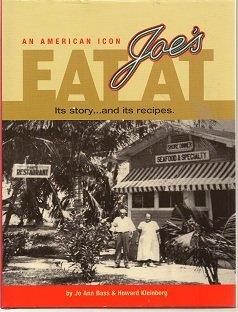 Eat at Joe's: An American Icon: Its Story--And Its Recipes