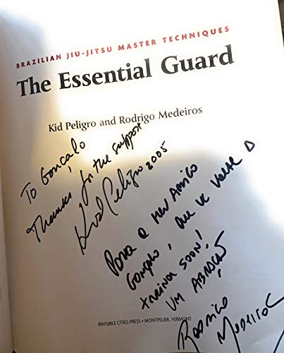 Brazilian Jiu-Jitsu Master Techniques: The Essential Guard