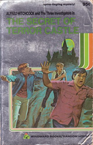 Alfred Hitchcock and the three investigators in The secret of Terror Castle