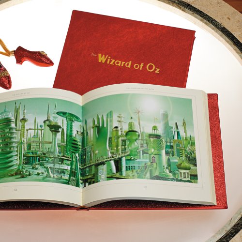 Cover of L. Frank Baum's The Wizard of Oz by Baum, L. Frank, hardcover Book
